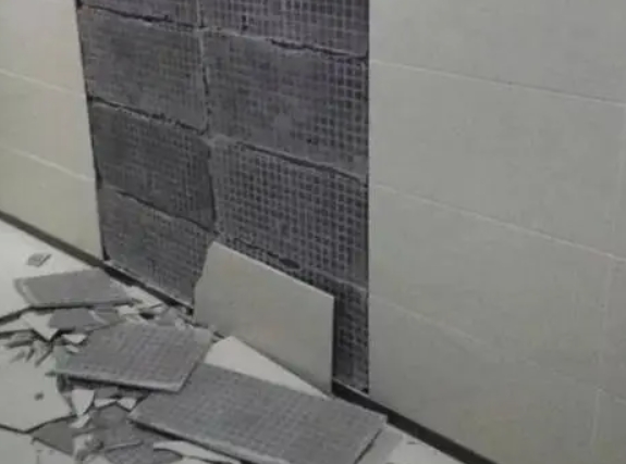 乌什瓷砖空鼓维修公司分享下乌什墙砖松动维修的知识